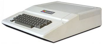 Apple (Epl) kroz istoriju - Apple II - 1977 - slika 2
