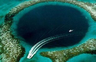 Najčudnija mesta na svetu - Velika plava rupa, Belize