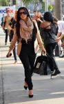 Kim Kardashian - prepoznatljiv stil starlete - slika 2