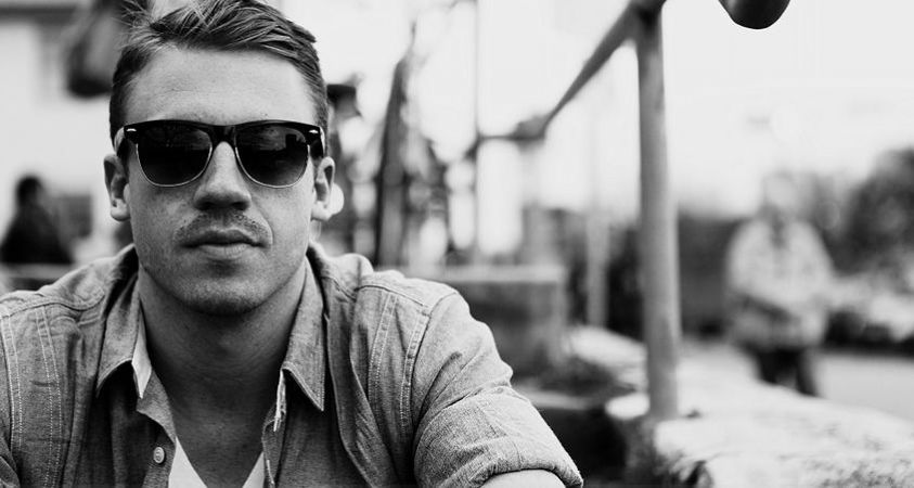 MACKLEMORE & RYAN LEWIS - THRIFT SHOP FEAT. WANZ