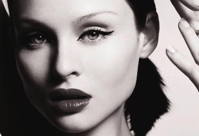 Sophie Ellis-Bextor - Murder On The Dance Floor